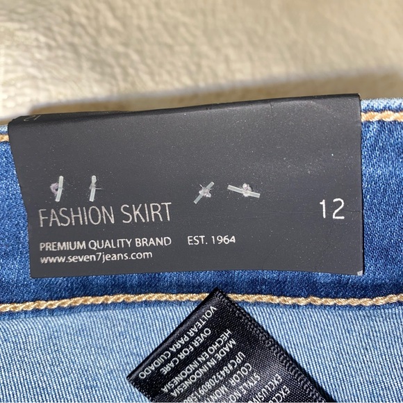 Seven7 Denim Skirt Embroidered Raw Hem Skirt - Picture 10 of 13